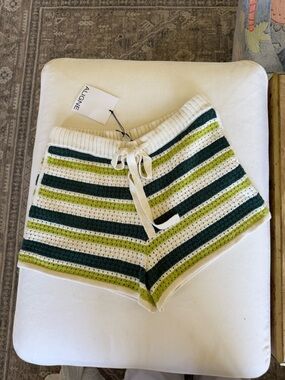 ALIGNE crochet shorts
